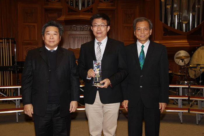 恭賀傑出校友郭國文先生當選立法委員圖片