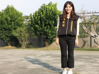 外型亮麗的陳筱諭，將角逐台南市第二選區立委補選，她今年剛滿27歲。  原文網址: 史上最正「小村姑」陳筱諭　台南立委補選力戰「大人們」圖片