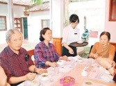 20121107-百年會館變餐廳 學生當導遊圖片